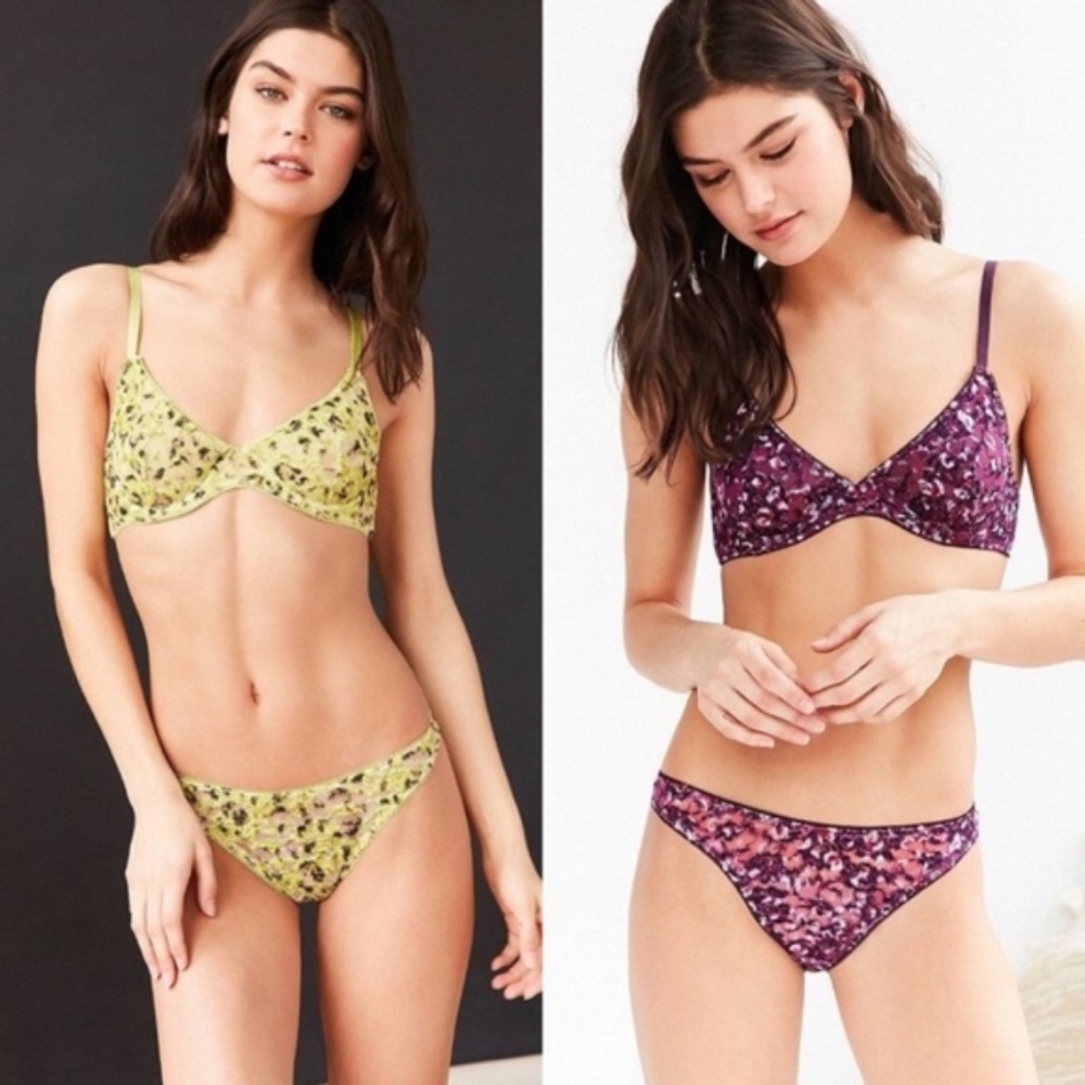 UO Out From Under Brushed Lace Underwire Bra Flock